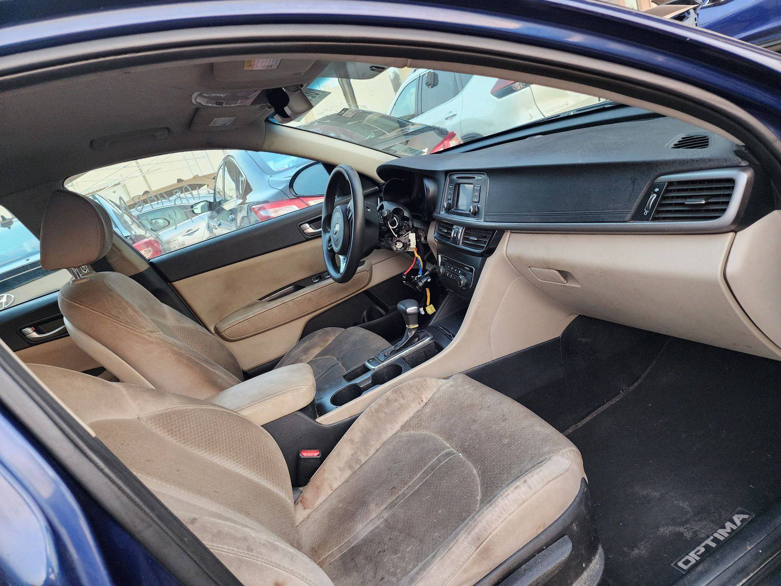 2016 KIA OPTIMA — 63854 Miles — Lot 82650633 — Souq - Marhaba Auctions Used Cars - Image 5