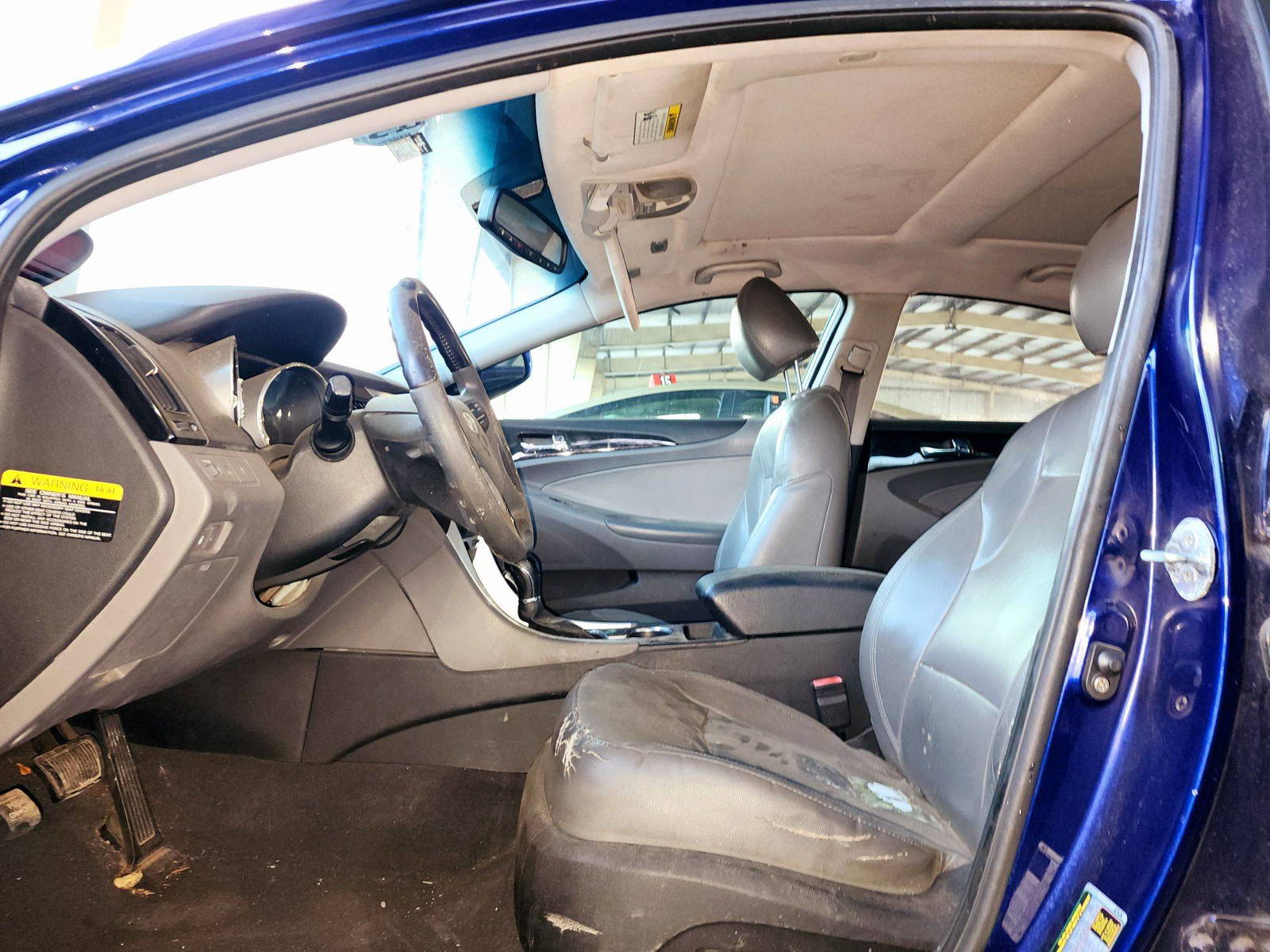 2012 HYUNDAI SONATA — 180556 Miles — Lot 58693604 — Souq - Marhaba Auctions Used Cars - Image 9