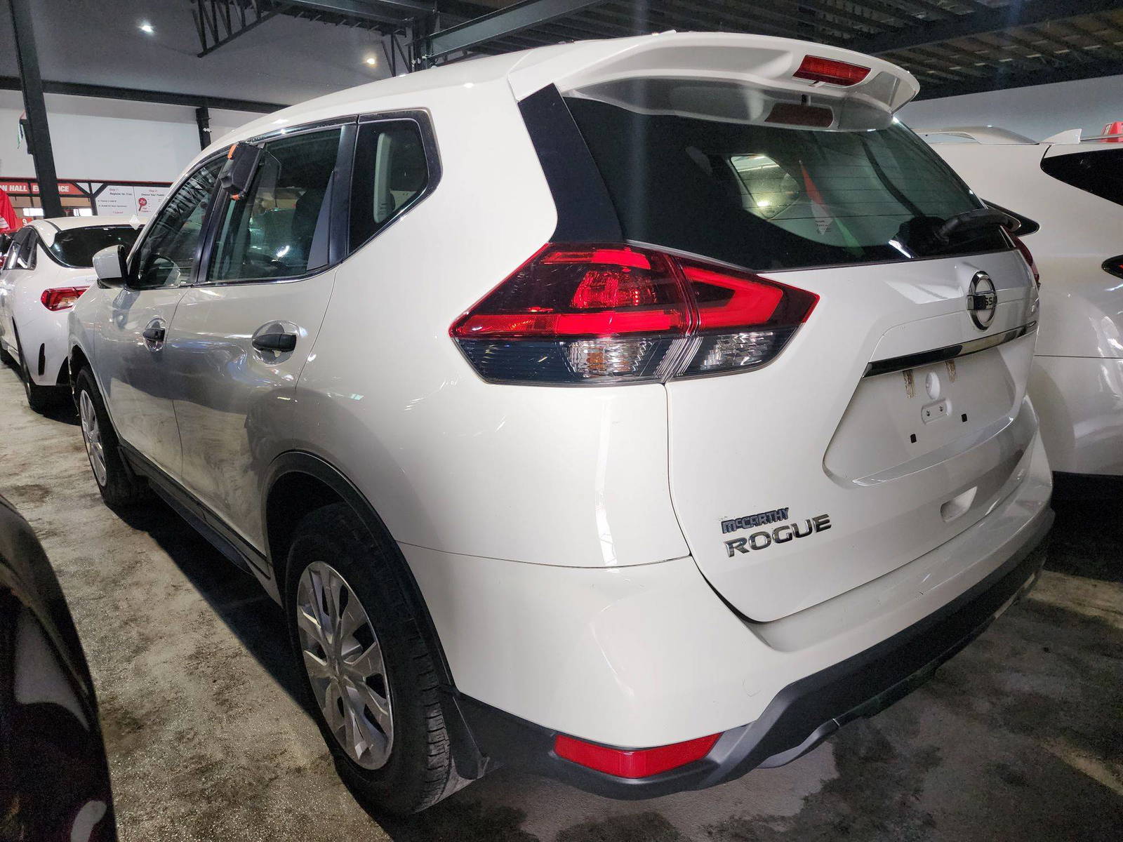 2020 NISSAN ROGUE — 129819 Miles — Lot 7986 — Al Quoz - Marhaba Auctions Used Cars - Image 5