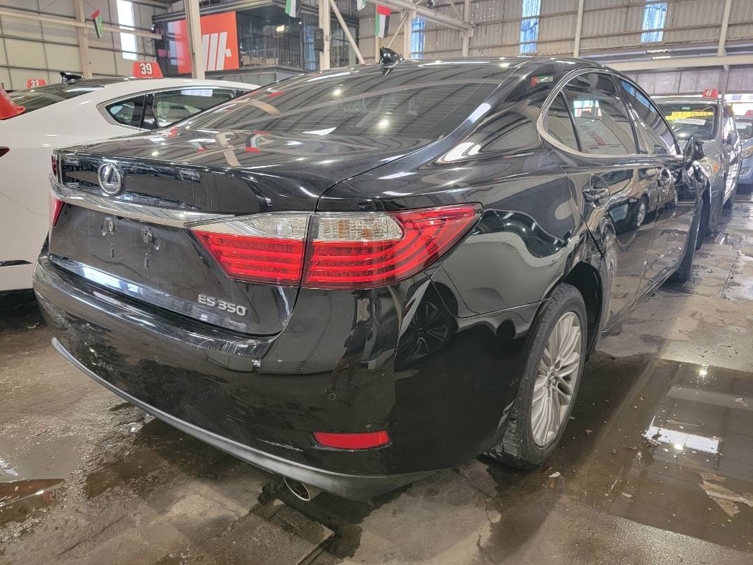 2015 LEXUS ES 350 — 144735 Miles — Lot 82292083 - Marhaba Auctions Used Cars - Image 3