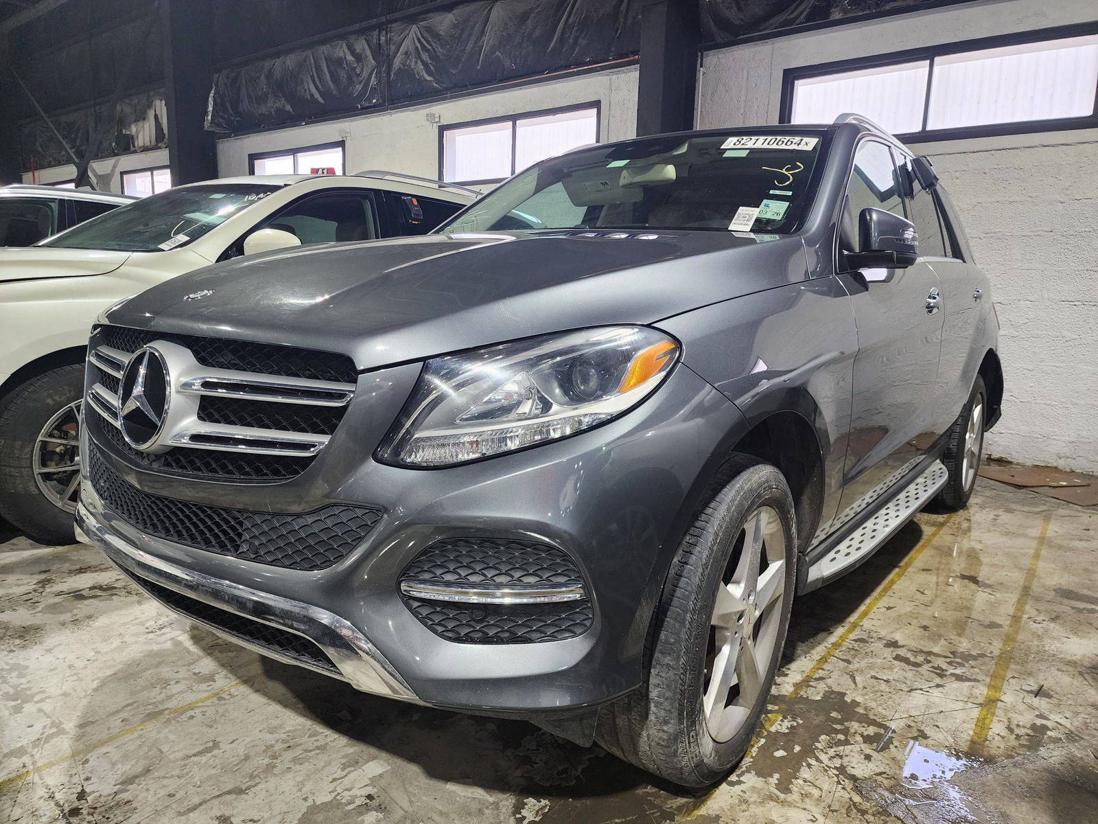 2017 MERCEDES BENZ GLE 350 — 104617 Miles — Lot 842251 — Al Quoz - Marhaba Auctions Used Cars - Image 3