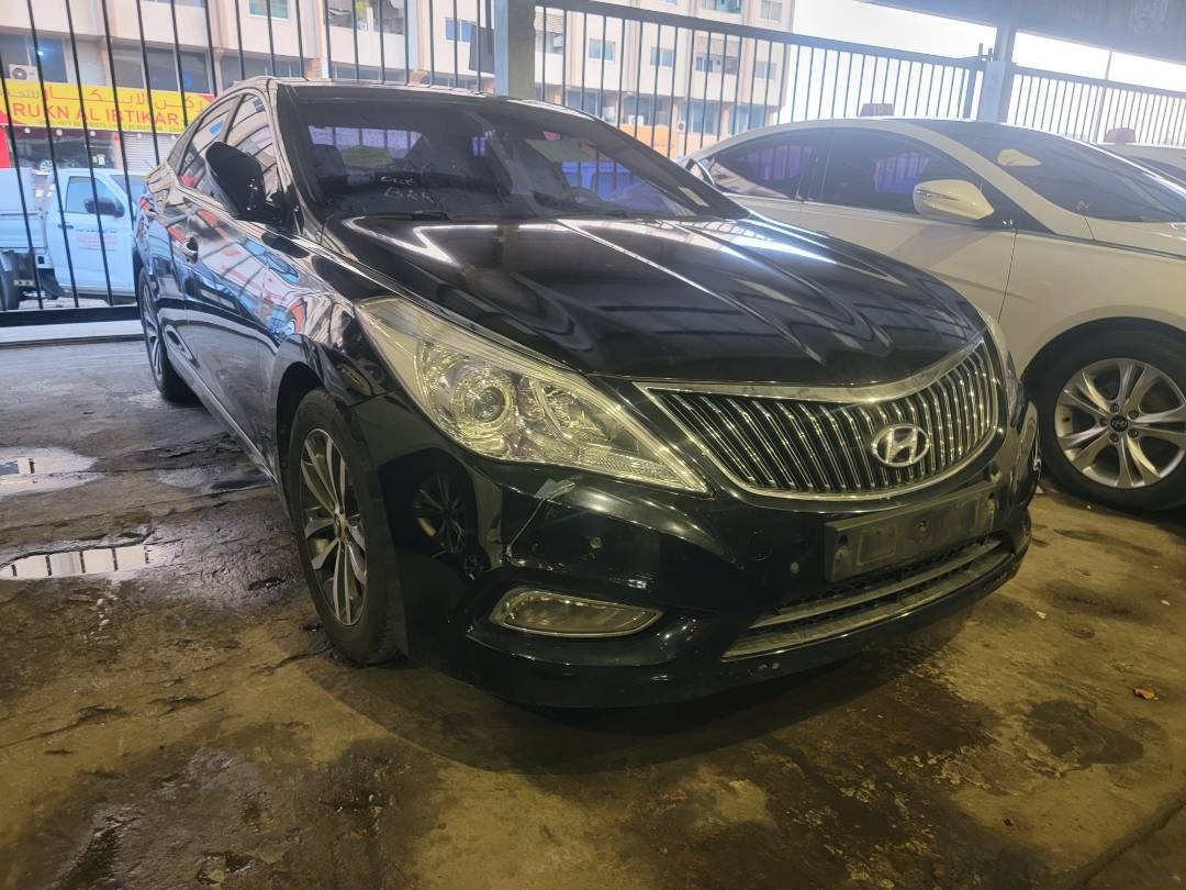 2011 HYUNDAI GRANDEUR — 187274 KM — Lot A035617 — Main - Marhaba Auctions Used Cars - Image 3