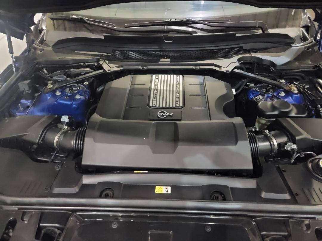 2016 LAND ROVER RANGE ROVER — 129339 KM — Lot A548173 — Main - Marhaba Auctions Used Cars - Image 12