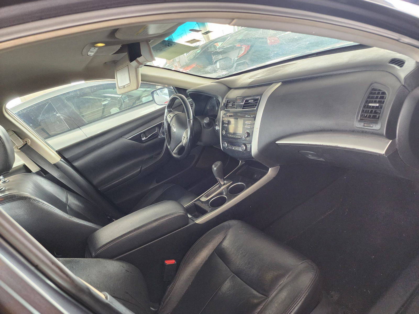 2013 NISSAN ALTIMA — 263104 Miles — Lot 38974573 — Souq - Marhaba Auctions Used Cars - Image 11