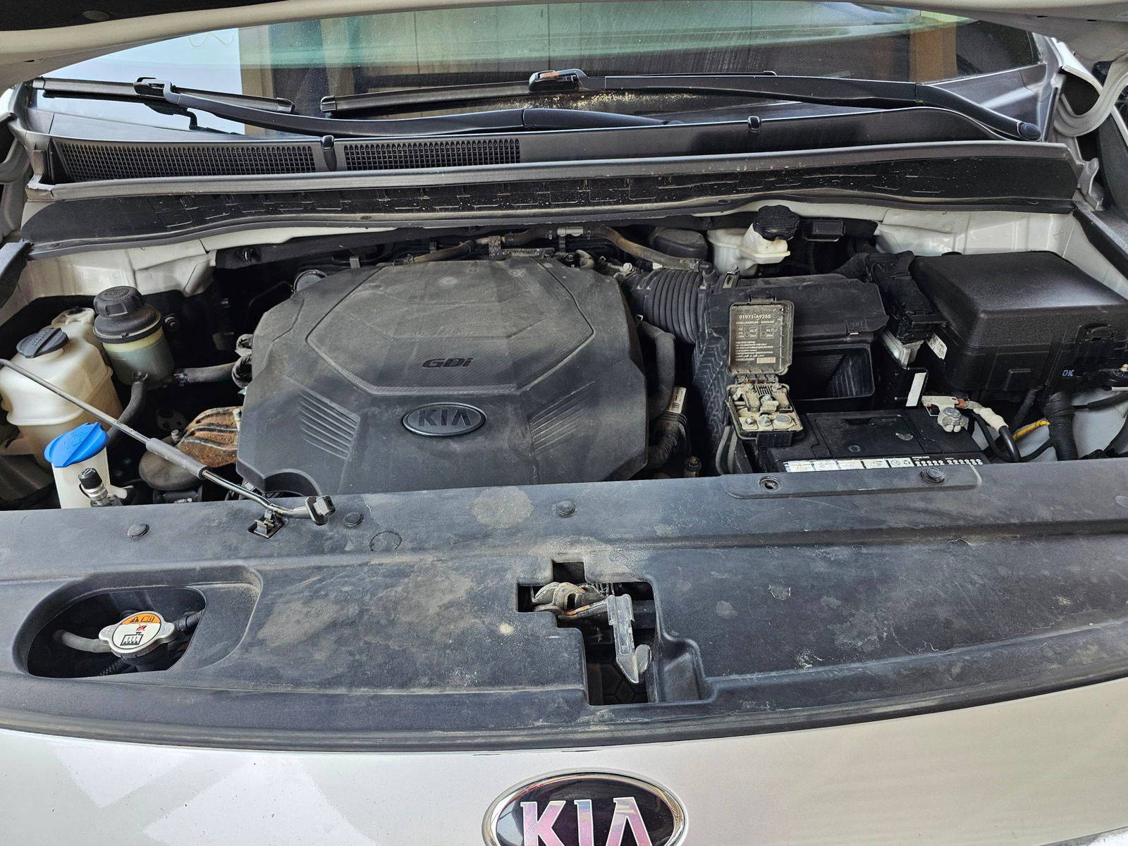 2019 KIA SEDONA — 224827 KM — Lot 12310867 — Souq - Marhaba Auctions Used Cars - Image 11