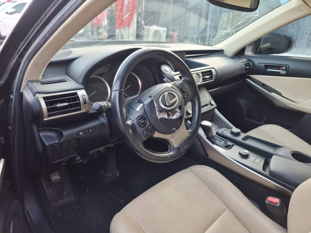 LEXUS IS 250 2015 - Marhaba Auction Used Cars - Image 7