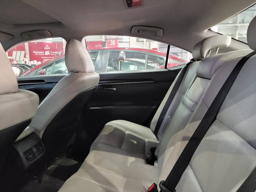 2016 LEXUS ES 350 — 159580 Miles — Lot 2226413 — Main - Marhaba Auctions Used Cars - Image 7