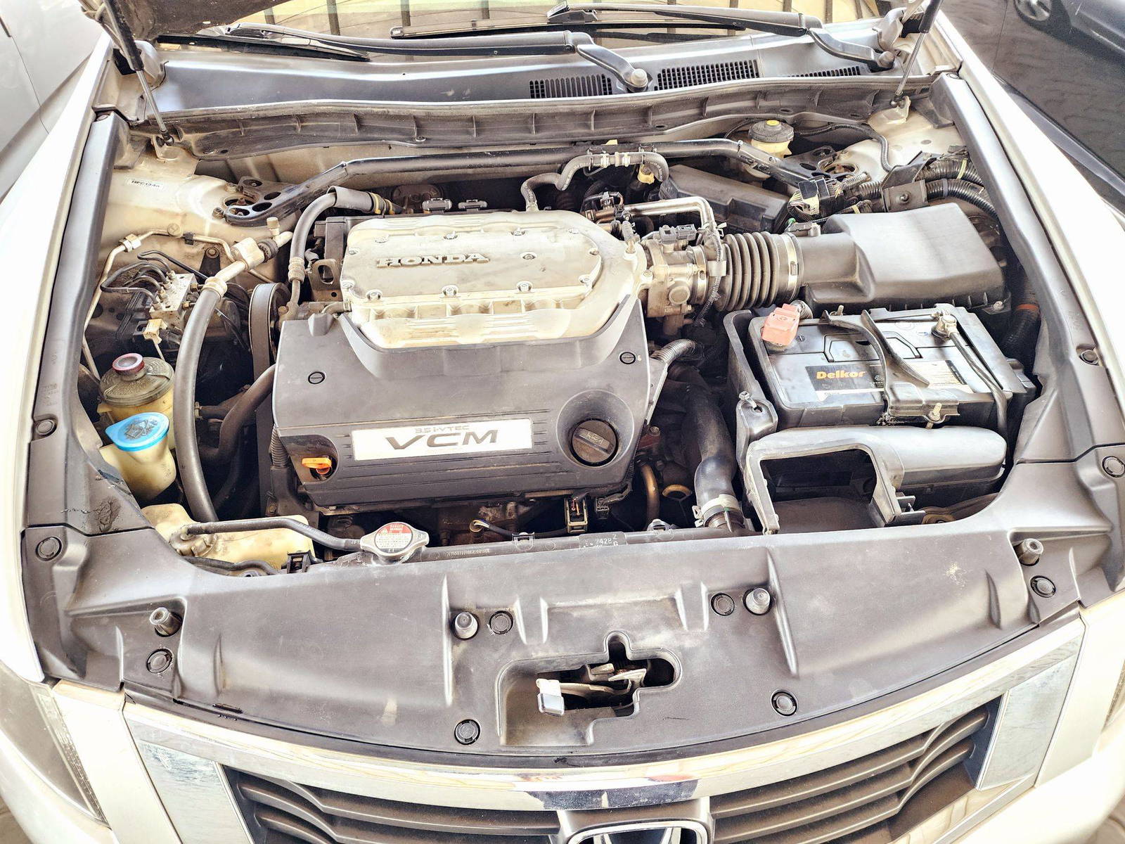 2010 HONDA ACCORD — 193302 KM — Lot 201355 — Main - Marhaba Auctions Used Cars - Image 12