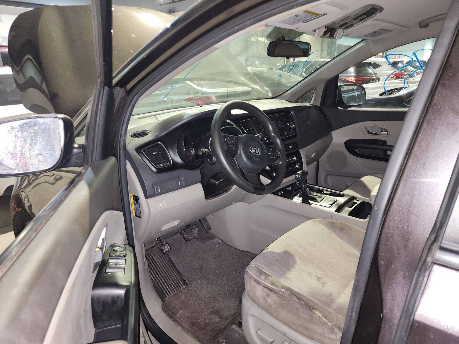 2016 KIA SEDONA — 142888 Miles — Lot 189782 — Main - Marhaba Auctions Used Cars - Image 9