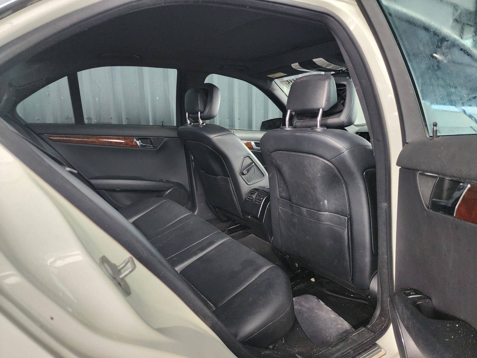 MERCEDES BENZ C300 2011 - Marhaba Auction Used Cars - Image 7