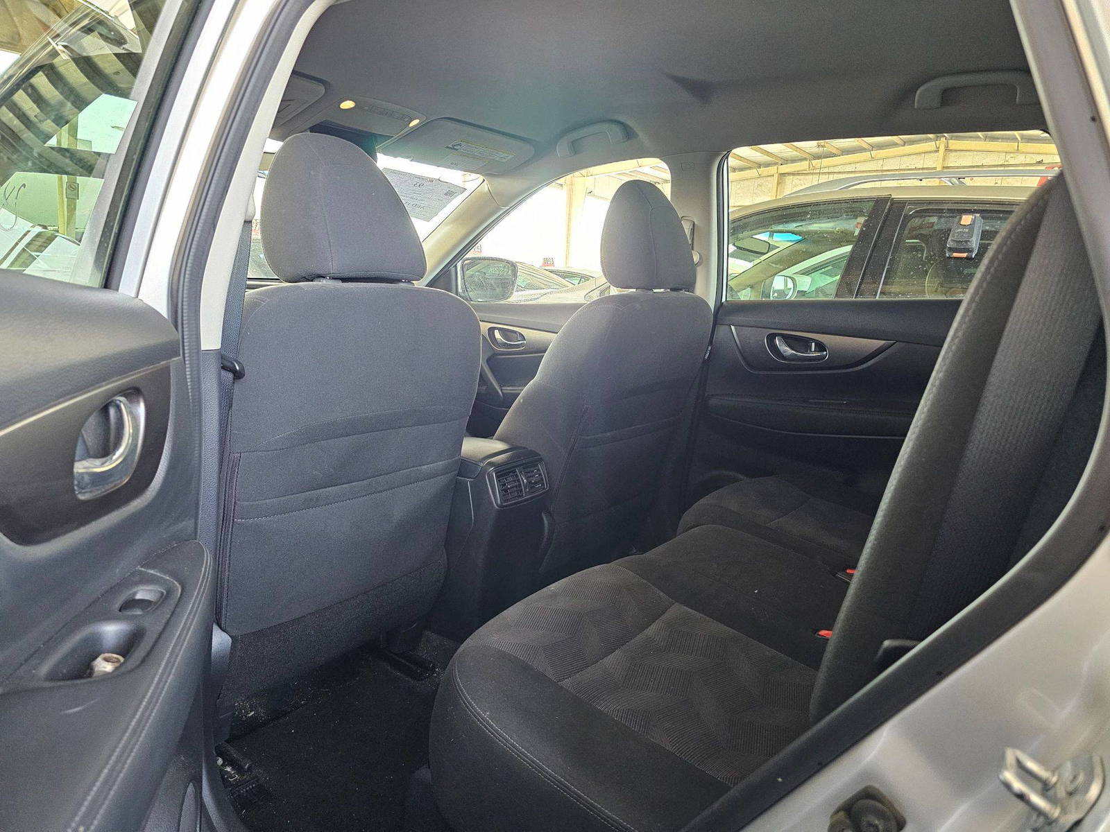 NISSAN ROGUE 2016 - Marhaba Auction Used Cars - Image 6