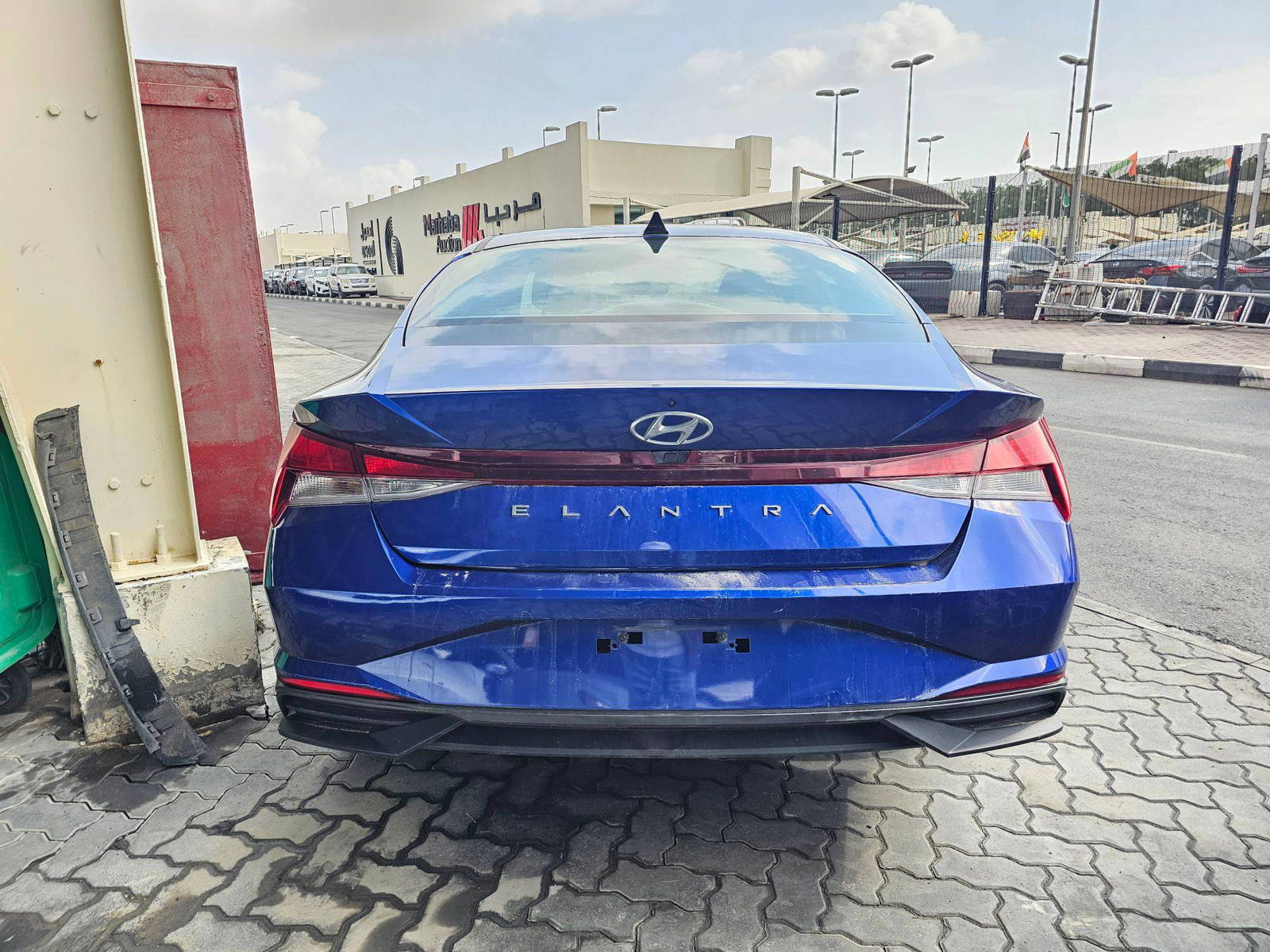 2023 HYUNDAI ELANTRA — 71905 Miles — Lot G4PU488300 — Souq - Marhaba Auctions Used Cars - Image 3