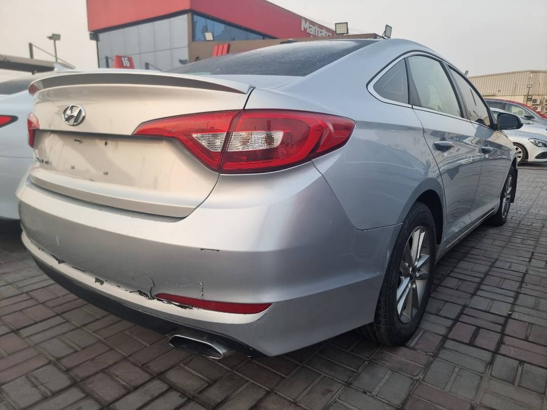 2017 HYUNDAI SONATA — 151525 Miles — Lot 504698 — Ind. 12 - Marhaba Auctions Used Cars - Image 5