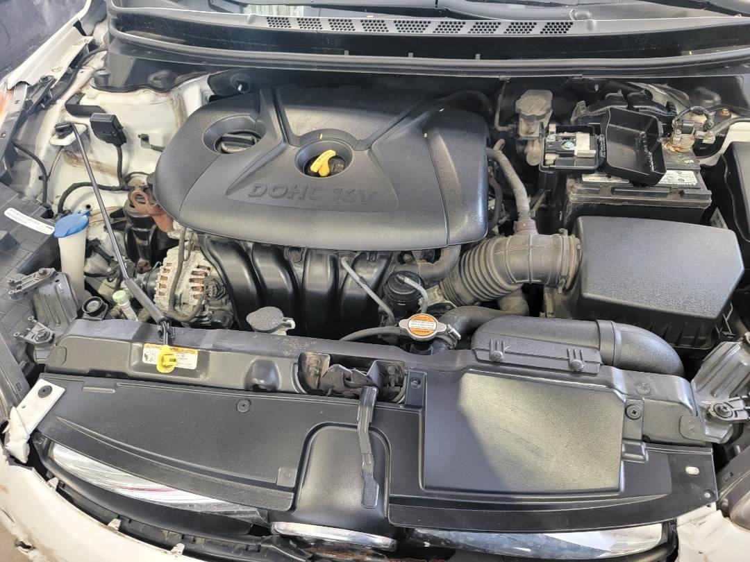 2013 HYUNDAI ELANTRA — 218755 KM — Lot 42490 — Main - Marhaba Auctions Used Cars - Image 10