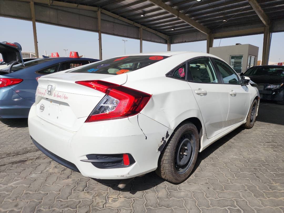 2016 HONDA CIVIC — 102121 Miles — Lot E049112 — Souq - Marhaba Auctions Used Cars - Image 5