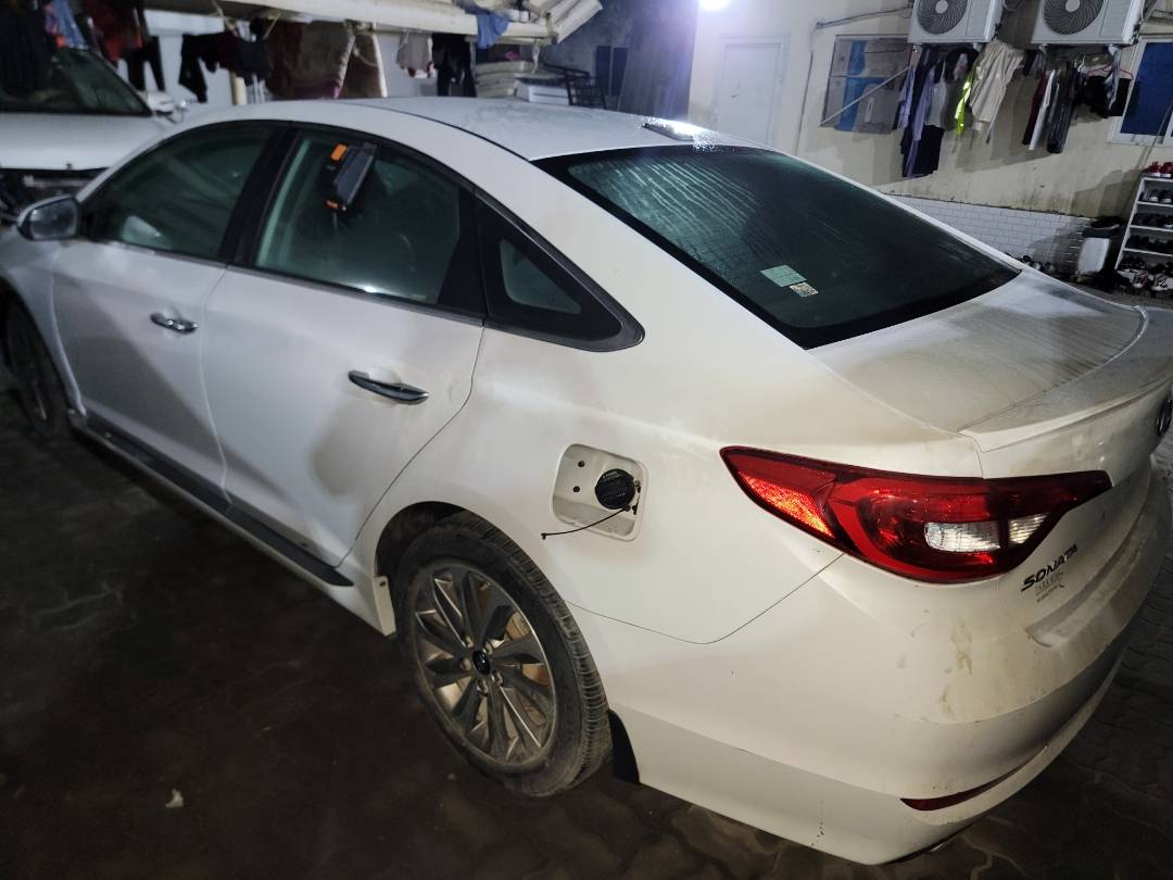 2017 HYUNDAI SONATA — 173808 Miles — Lot H458018 - Marhaba Auctions Used Cars - Image 5