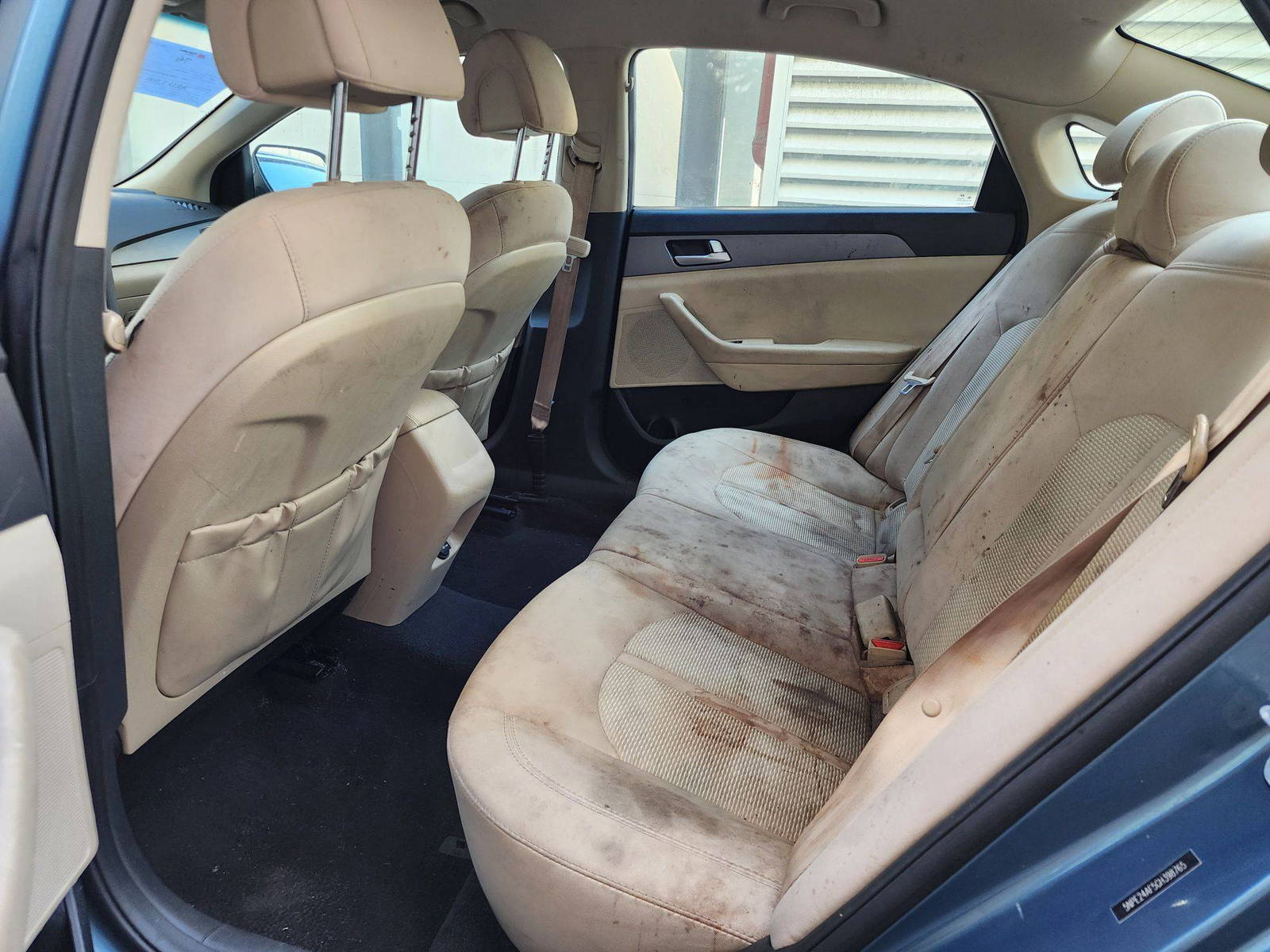 2016 HYUNDAI SONATA — 174186 Miles — Lot 98765 — Al Quoz - Marhaba Auctions Used Cars - Image 7