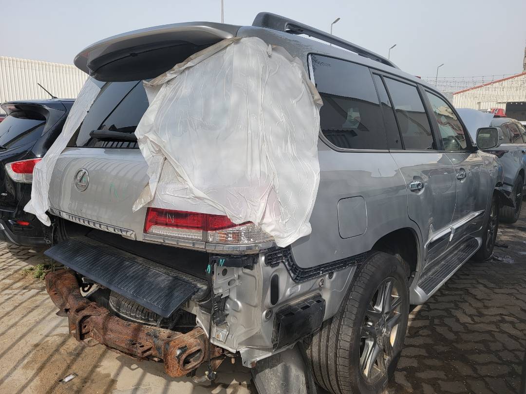 2013 LEXUS LX 570 — 166638 Miles — Lot 085002 — Main - Marhaba Auctions Used Cars - Image 3