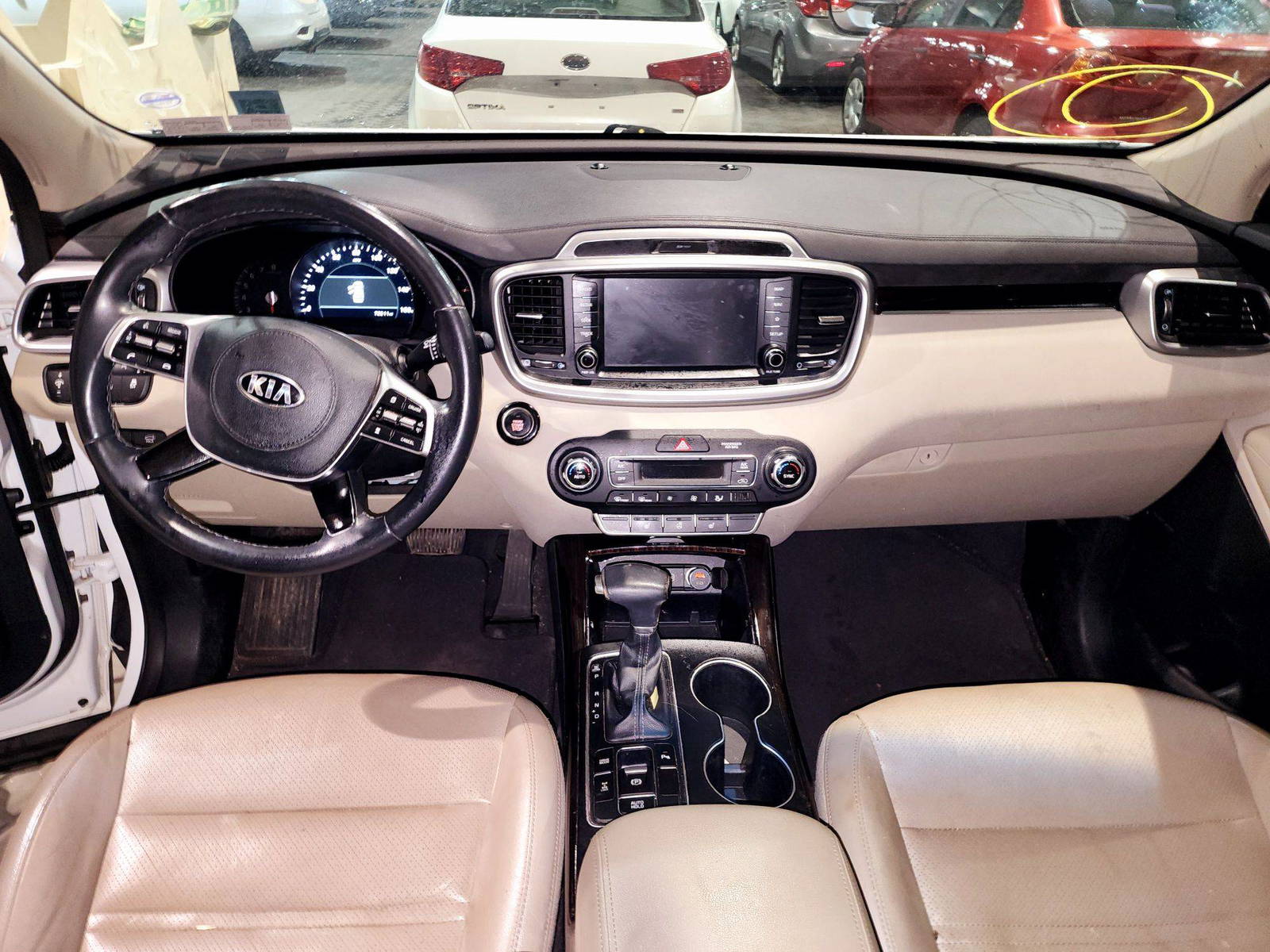 2019 KIA SORENTO — 72511 Miles — Lot 85267364 — Souq - Marhaba Auctions Used Cars - Image 7