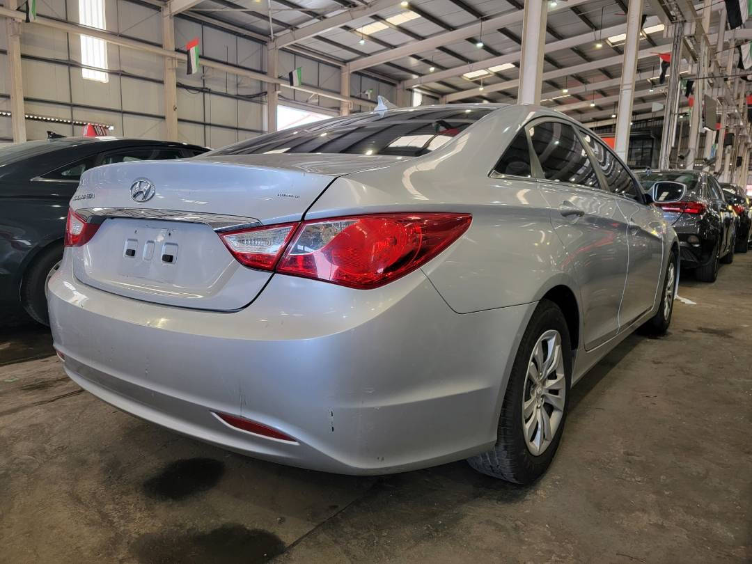 2012 HYUNDAI SONATA — 145905 Miles — Lot 331081 — Main - Marhaba Auctions Used Cars - Image 3