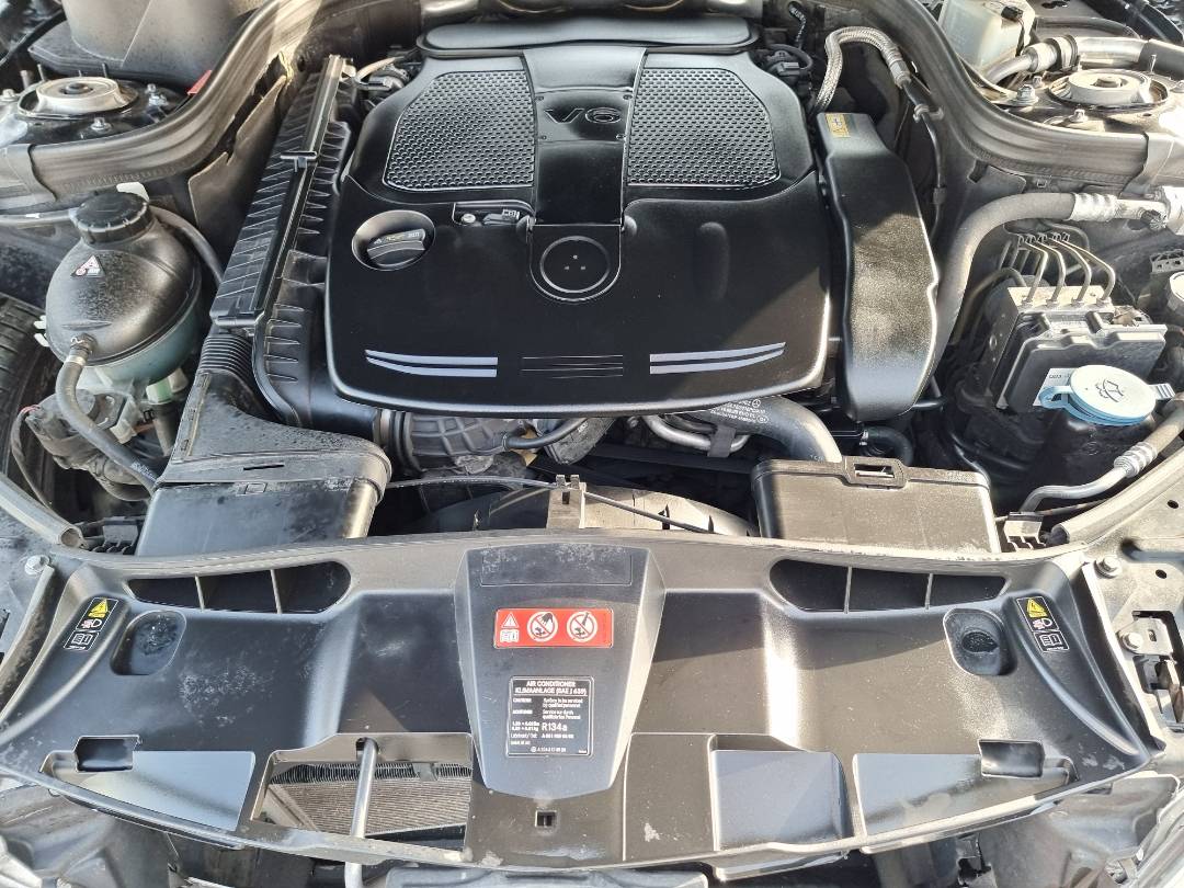 2012 MERCEDES BENZ E 350 — 147223 Miles — Lot 215487 — Ind. 12 - Marhaba Auctions Used Cars - Image 11