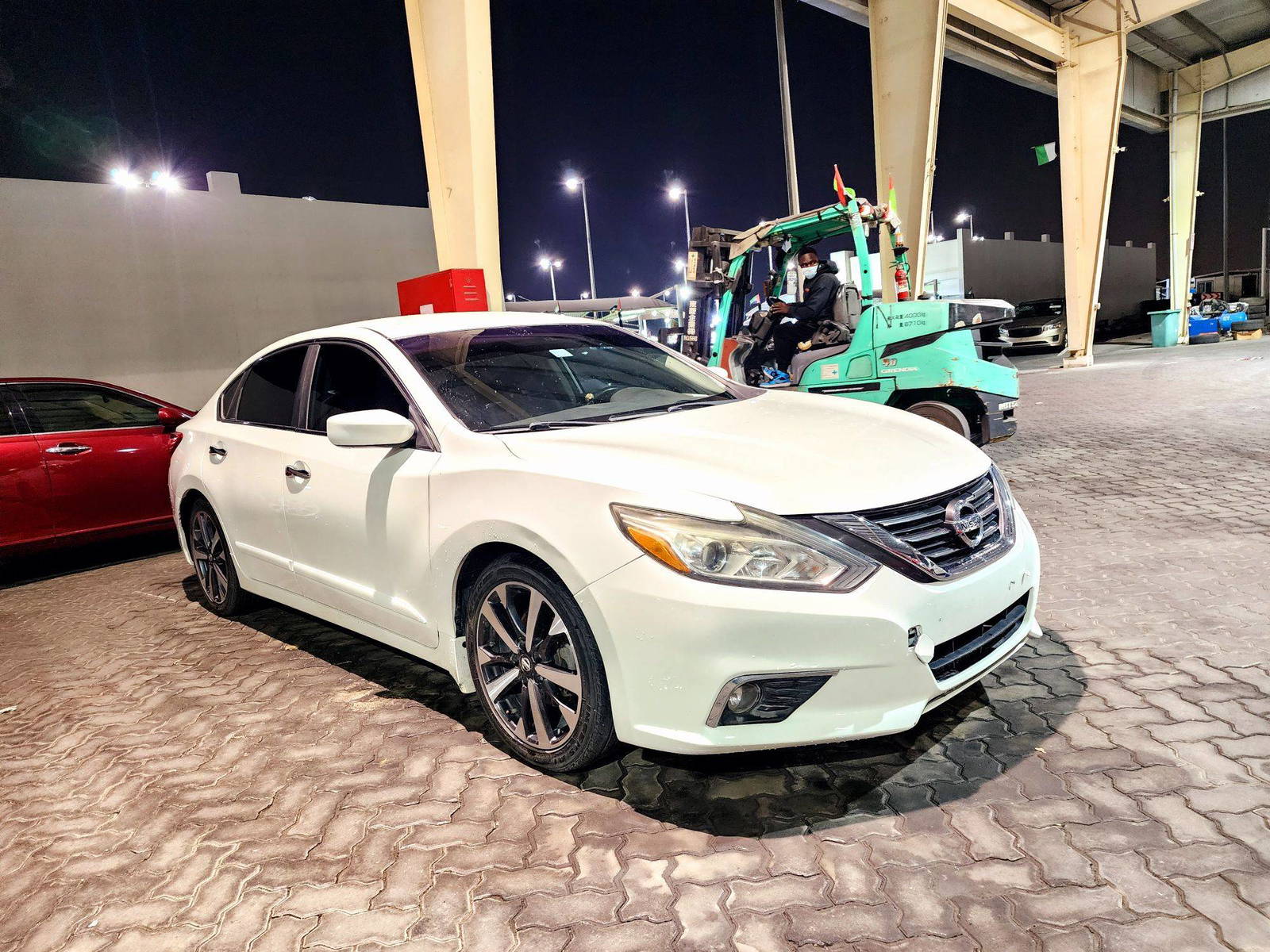 2016 NISSAN ALTIMA — 173661 Miles — Lot 8GC186250 — Souq - Marhaba Auctions Used Cars - Image 3
