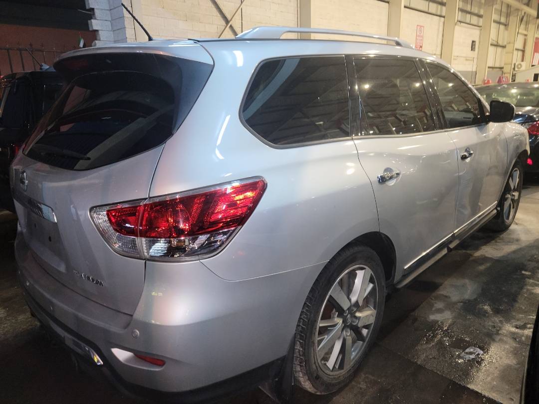2015 NISSAN PATHFINDER — 134902 Miles — Lot C640819 - Marhaba Auctions Used Cars - Image 3