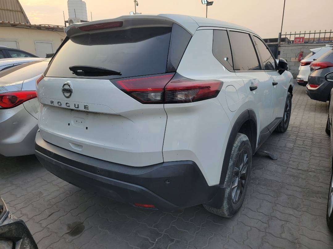 2021 NISSAN ROGUE — 87760 Miles — Lot MC721130 — Souq - Marhaba Auctions Used Cars - Image 4