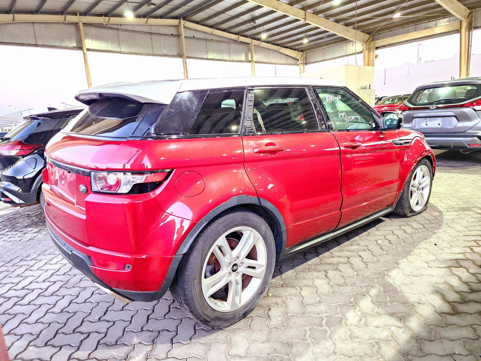 2013 LAND ROVER RANGE ROVER EVOQUE — 100055 Miles — Lot BGXDH715709 — Souq - Marhaba Auctions Used Cars - Image 3