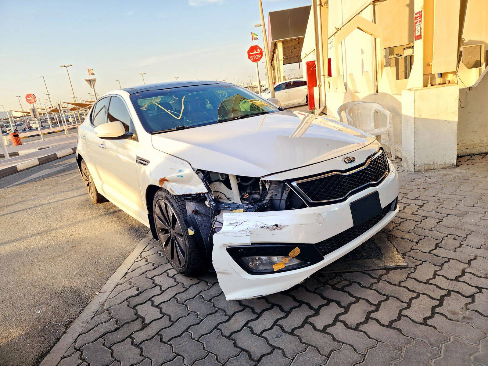 2011 KIA OPTIMA — 227866 KM — Lot B5098864 — Souq - Marhaba Auctions Used Cars - Image 4