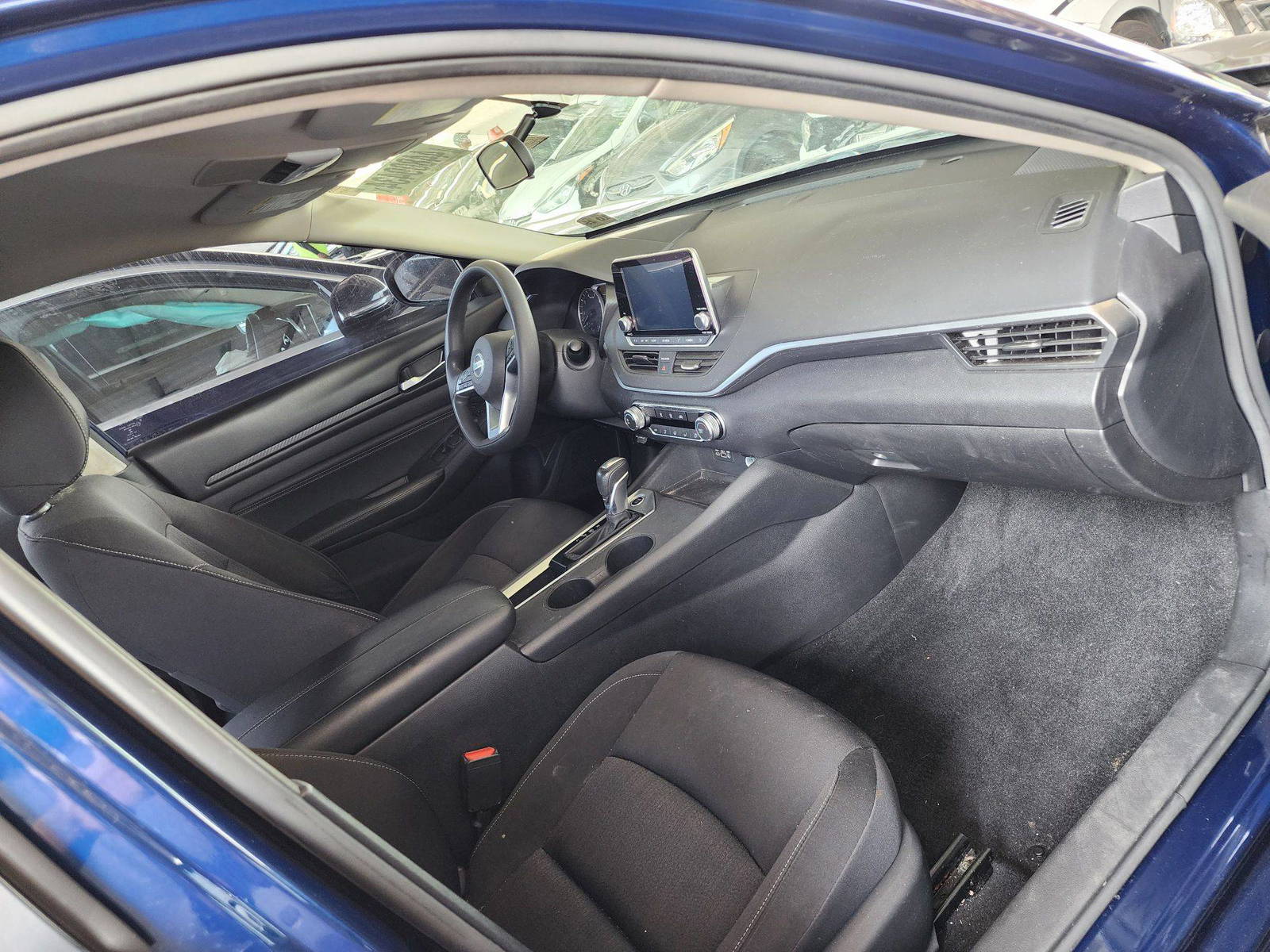 2020 NISSAN ALTIMA — 138762 Miles — Lot 44809434 — Souq - Marhaba Auctions Used Cars - Image 5