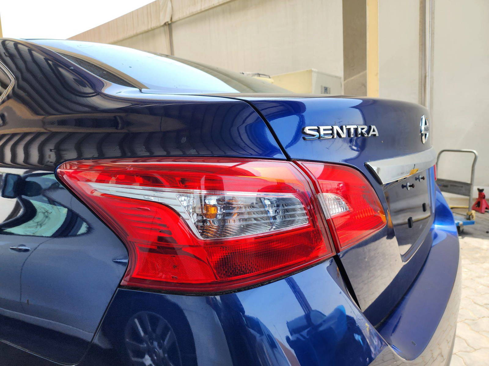 2018 NISSAN SENTRA — 125057 Miles — Lot 49898734 — Souq - Marhaba Auctions Used Cars - Image 10
