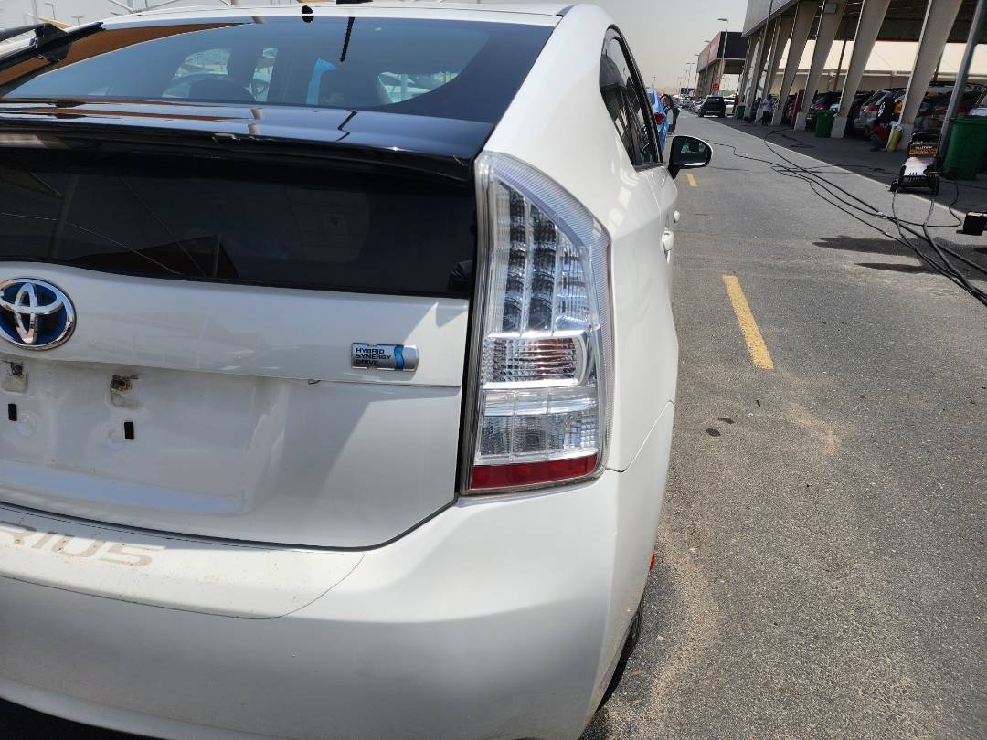 2010 TOYOTA PRIUS — 150506 Miles — Lot 82300013 - Marhaba Auctions Used Cars - Image 9