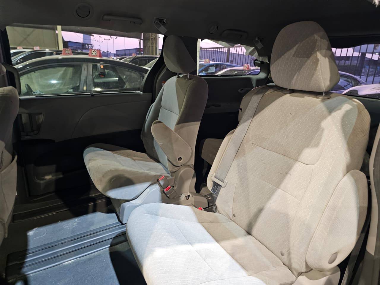 TOYOTA SIENNA 2018 - Marhaba Auction Used Cars - Image 7