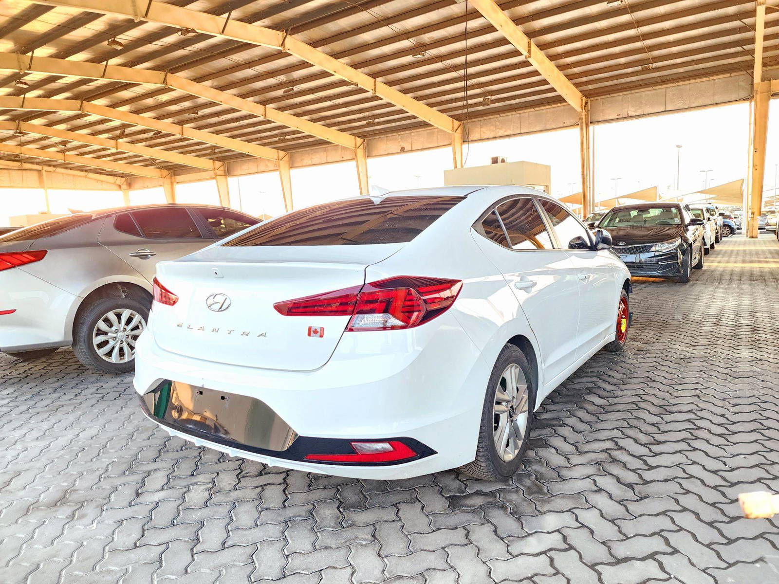 2020 HYUNDAI ELANTRA — 134699 KM — Lot 12094142 — Souq - Marhaba Auctions Used Cars - Image 3