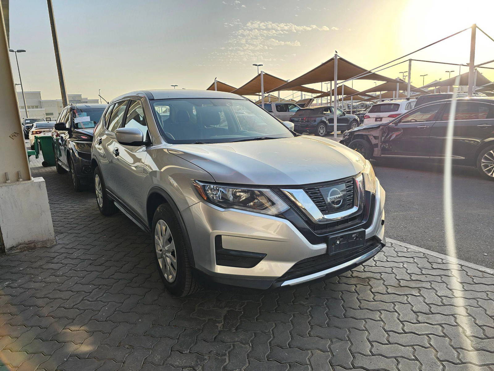 NISSAN ROGUE 2017 - Marhaba Auction Used Cars - Image 4