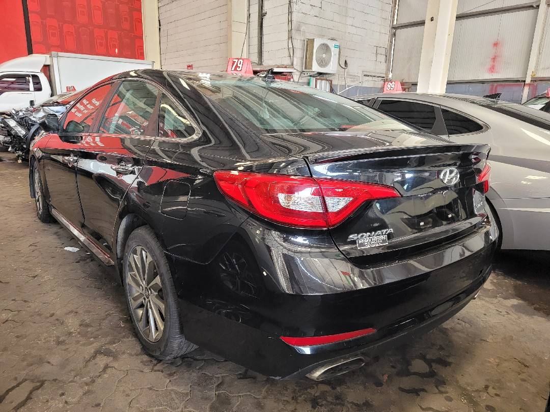 HYUNDAI SONATA SPORT