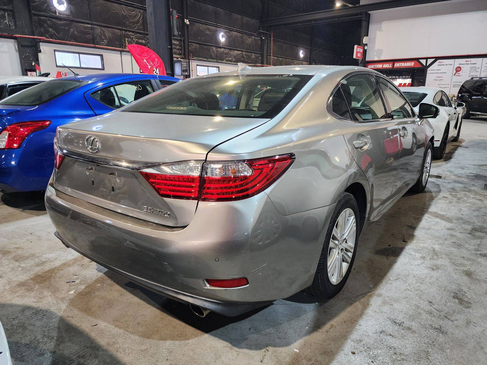 2015 LEXUS ES 350 — 204693 Miles — Lot 7F2160173 — Ind. 12 - Marhaba Auctions Used Cars - Image 3