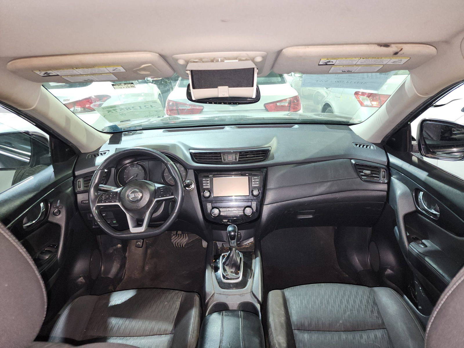 2017 NISSAN ROGUE — 203079 Miles — Lot 574966 — Al Quoz - Marhaba Auctions Used Cars - Image 8