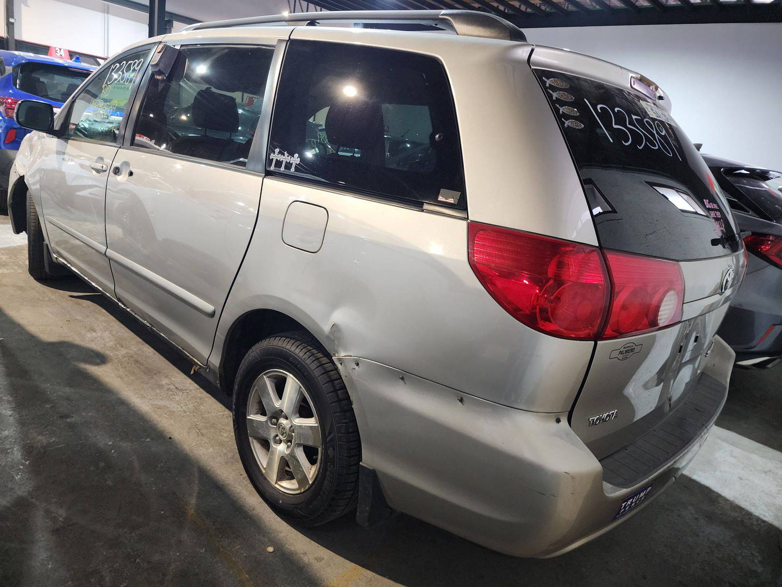 2008 TOYOTA SIENNA — 236268 Miles — Lot 33589 — Main - Marhaba Auctions Used Cars - Image 9