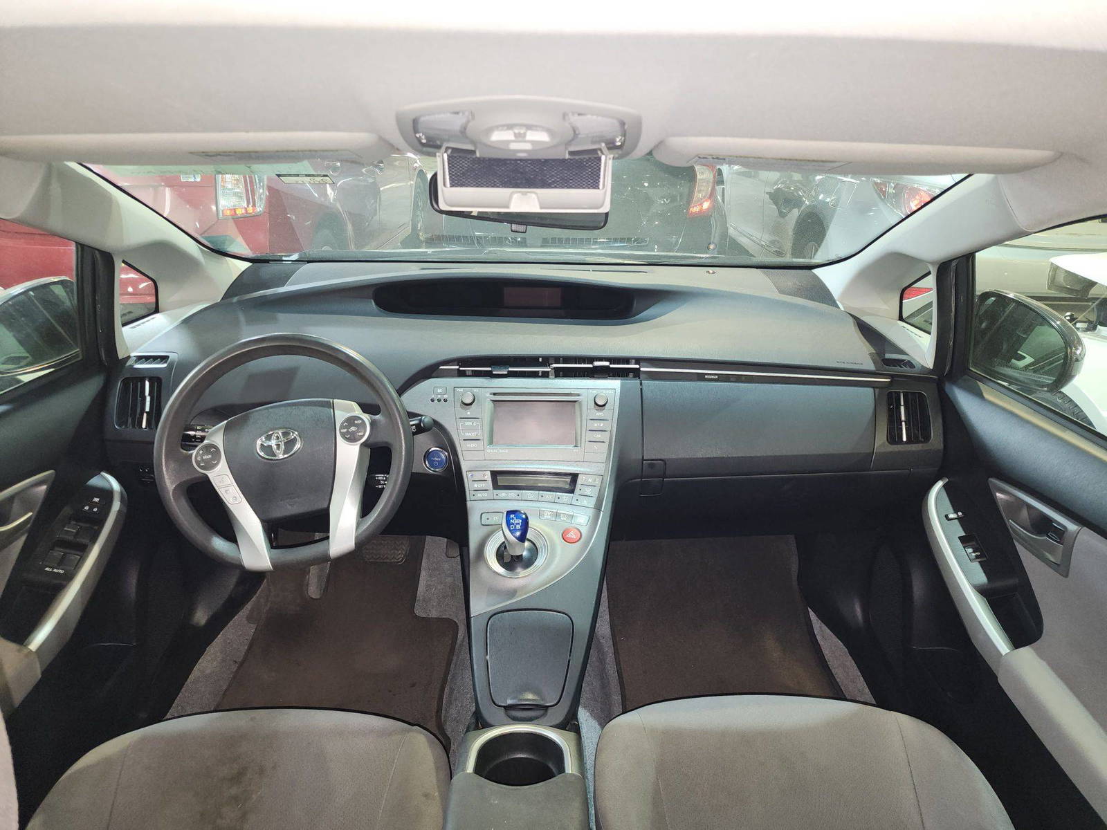 2015 TOYOTA PRIUS — 237179 Miles — Lot 2004333 — Al Quoz - Marhaba Auctions Used Cars - Image 8