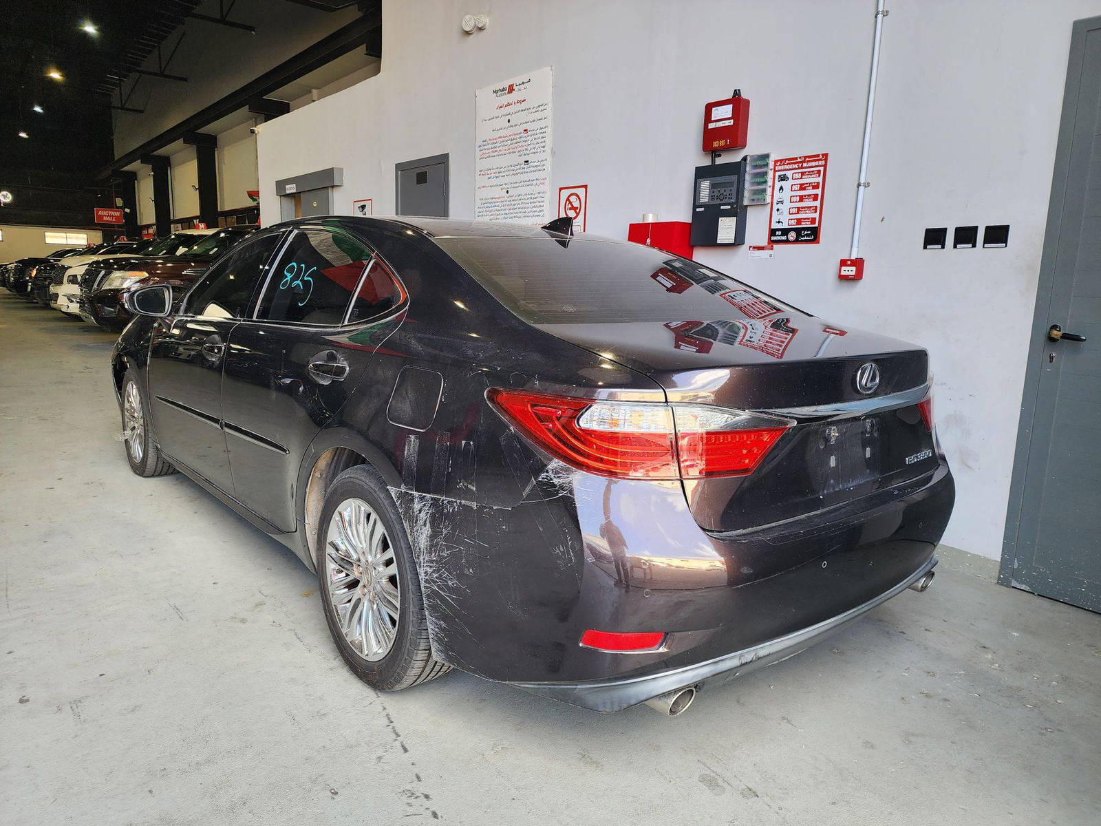 2015 LEXUS ES 350 — 71602 Miles — Lot 210178 — Al Quoz - Marhaba Auctions Used Cars - Image 3