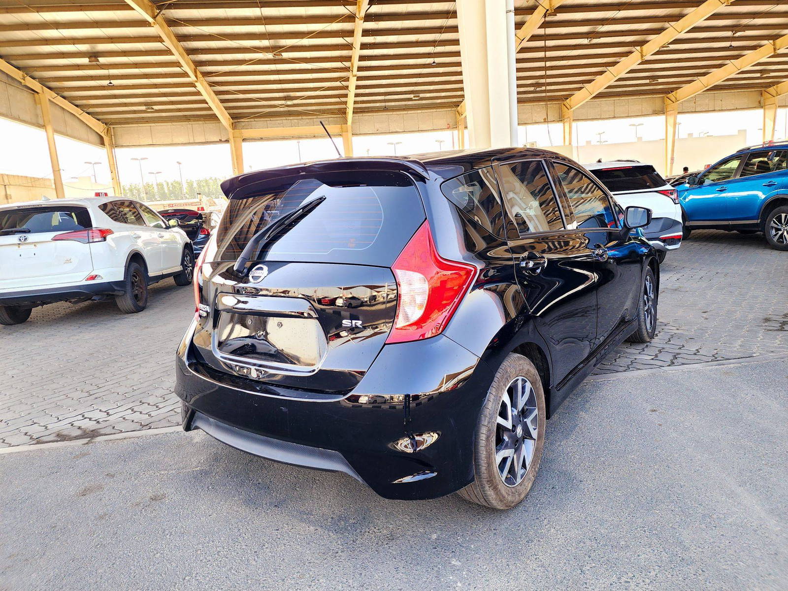 2016 NISSAN VERSA NOTE — 142807 KM — Lot 9GL359205 — Souq - Marhaba Auctions Used Cars - Image 3