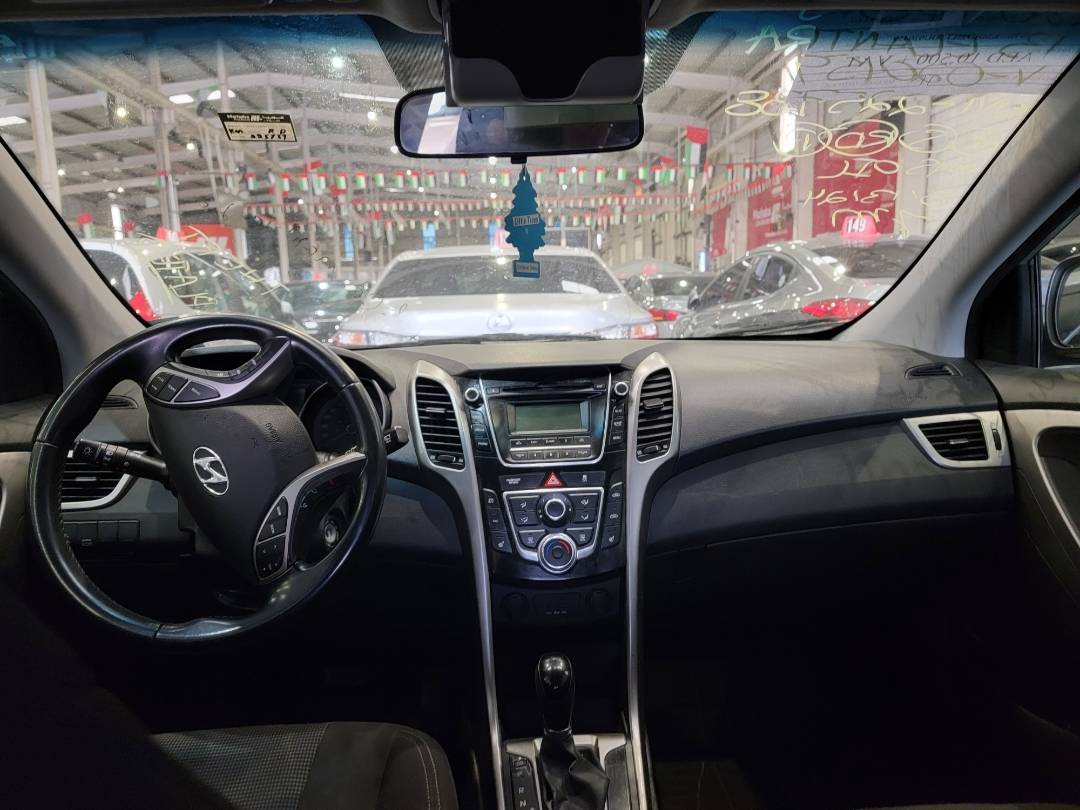 2013 HYUNDAI ELANTRA GT — 225738 KM — Lot 12070815 — Main - Marhaba Auctions Used Cars - Image 8