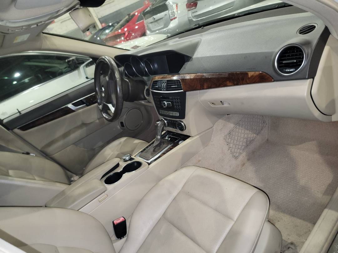 2013 MERCEDES BENZ C300 — 116400 Miles — Lot 76770783 - Marhaba Auctions Used Cars - Image 6