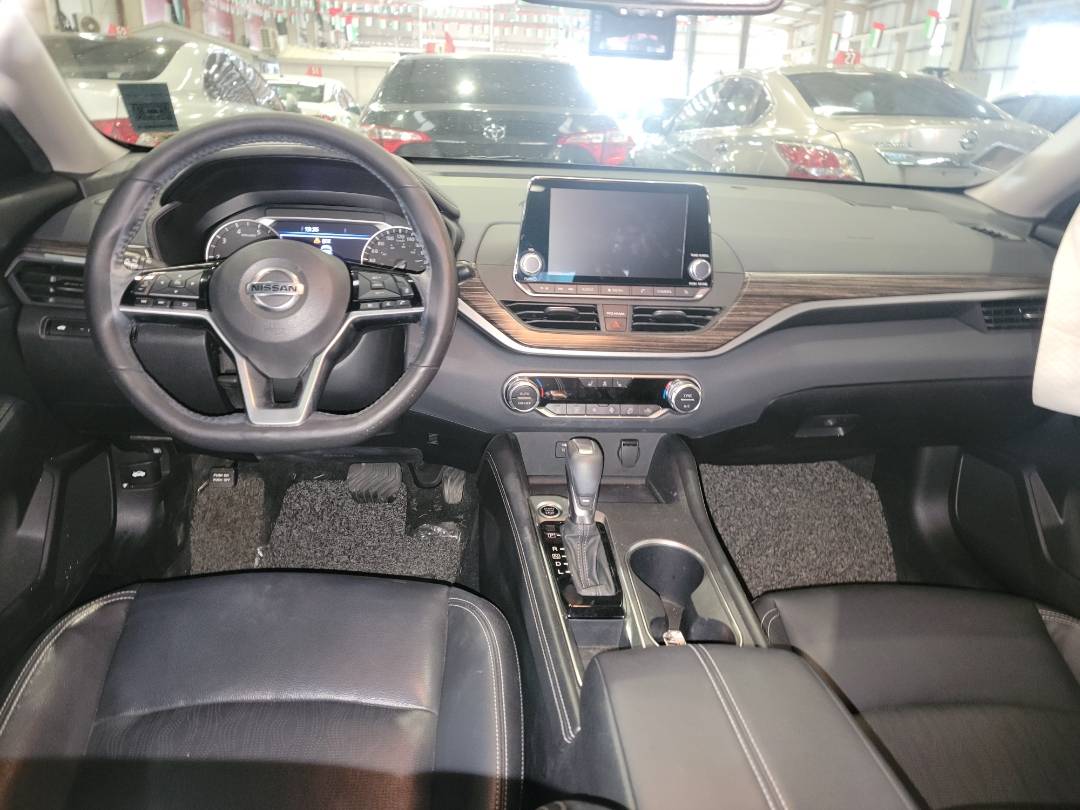 2019 NISSAN ALTIMA — 75078 KM — Lot 229029 — Main - Marhaba Auctions Used Cars - Image 7