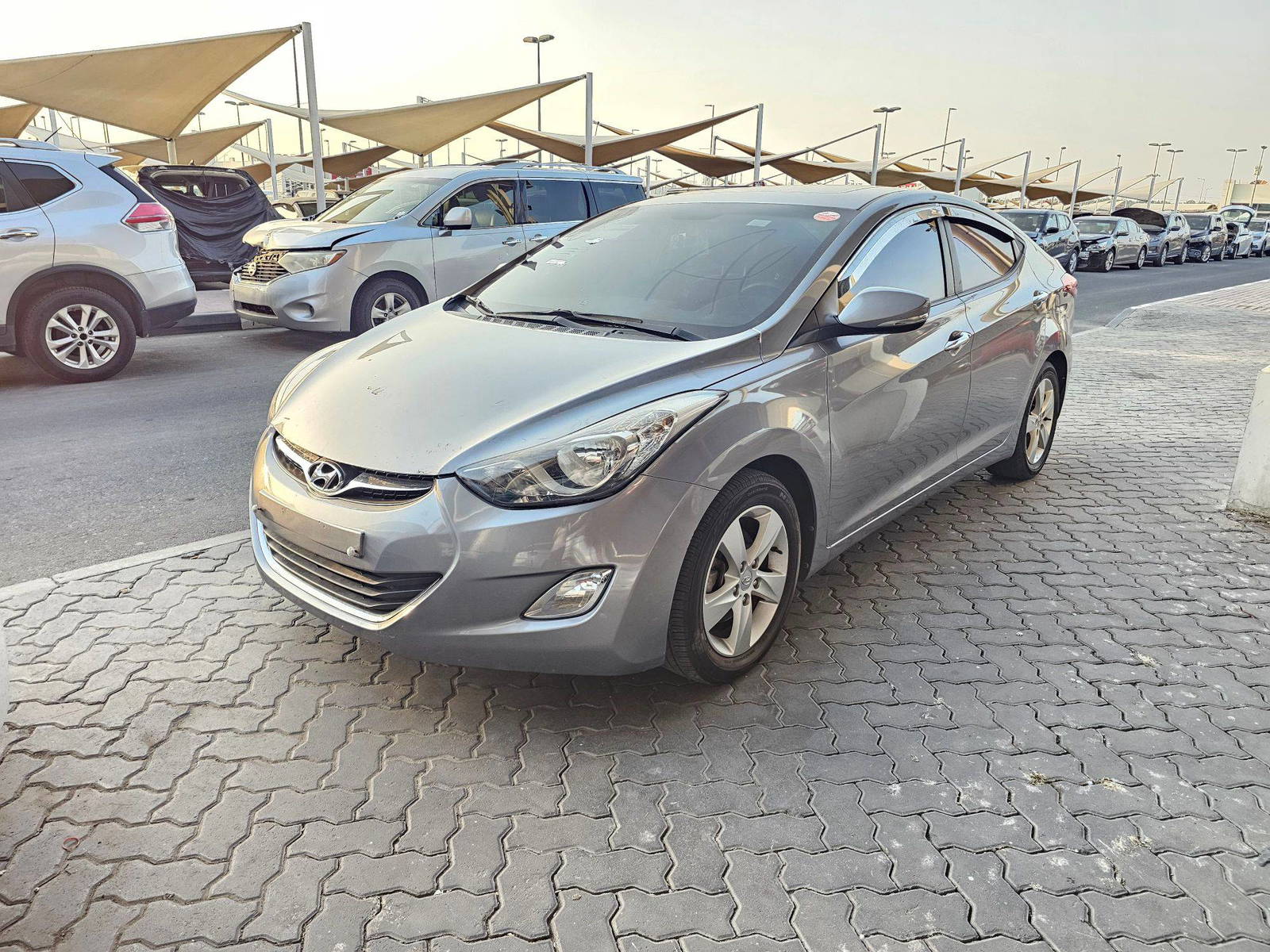 2014 HYUNDAI AVANTE — 74231 KM — Lot EU865791 — Souq - Marhaba Auctions Used Cars - Image 4