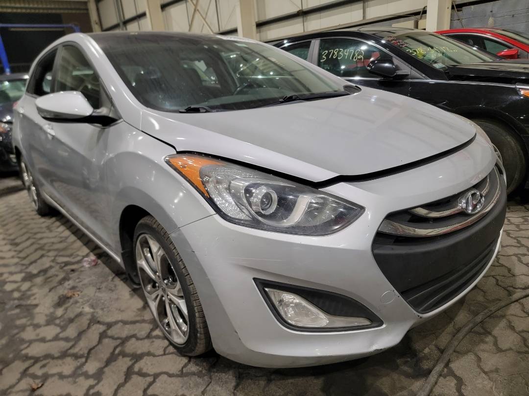2013 HYUNDAI ELANTRA — 356035 Miles — Lot U044179 - Marhaba Auctions Used Cars - Image 8
