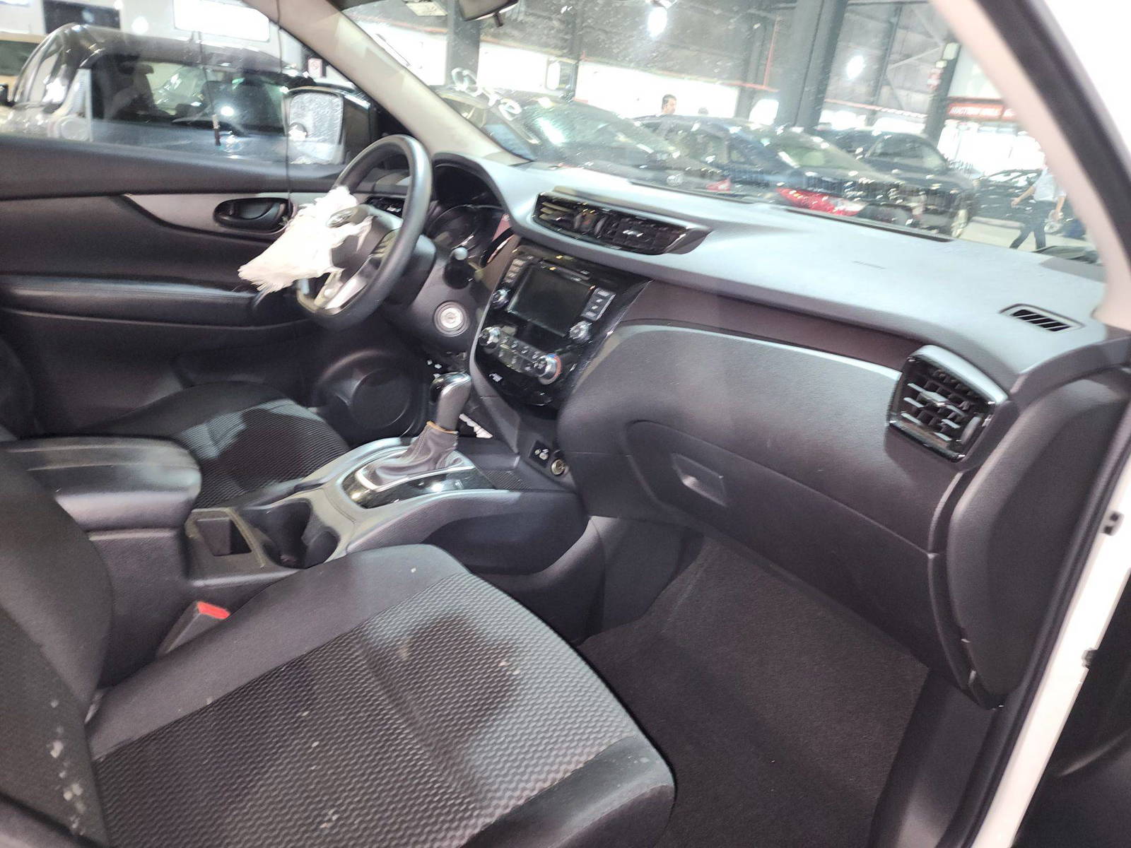 2021 NISSAN ROGUE SPORTS — 99357 Miles — Lot 39140262 — Al Quoz - Marhaba Auctions Used Cars - Image 8