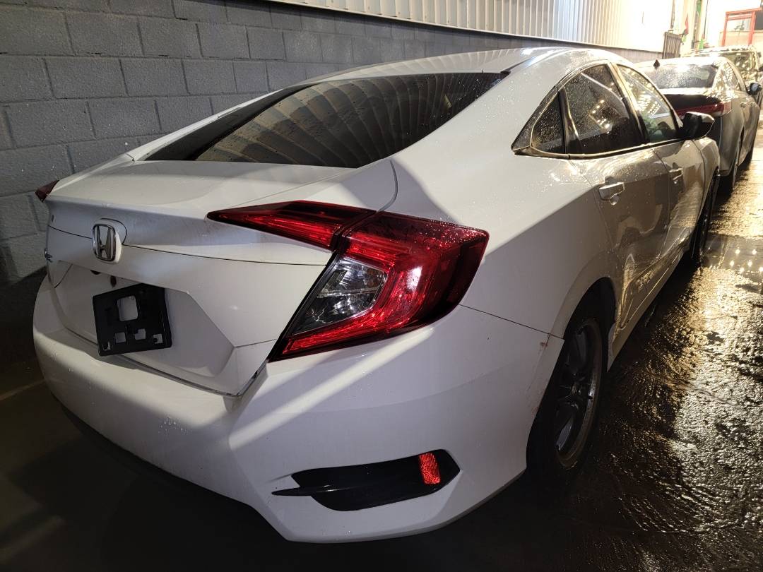 2016 HONDA CIVIC — 171157 KM — Lot 010573 - Marhaba Auctions Used Cars - Image 3